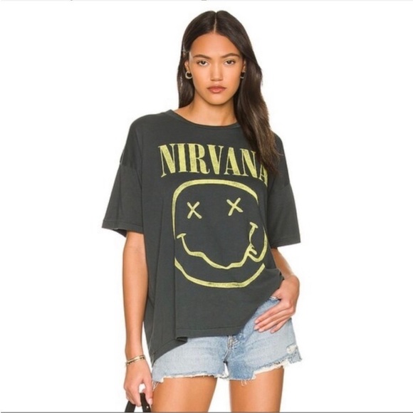 DAYDREAMER Nirvana Smiley Merch Tee Shirt Band Vintage Black Flower Sniffer - Picture 1 of 14